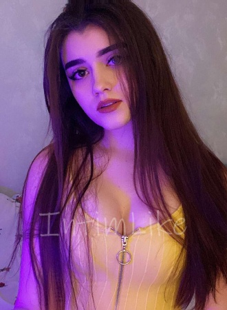 Стриптизерша Альбина №40022, 18 лет